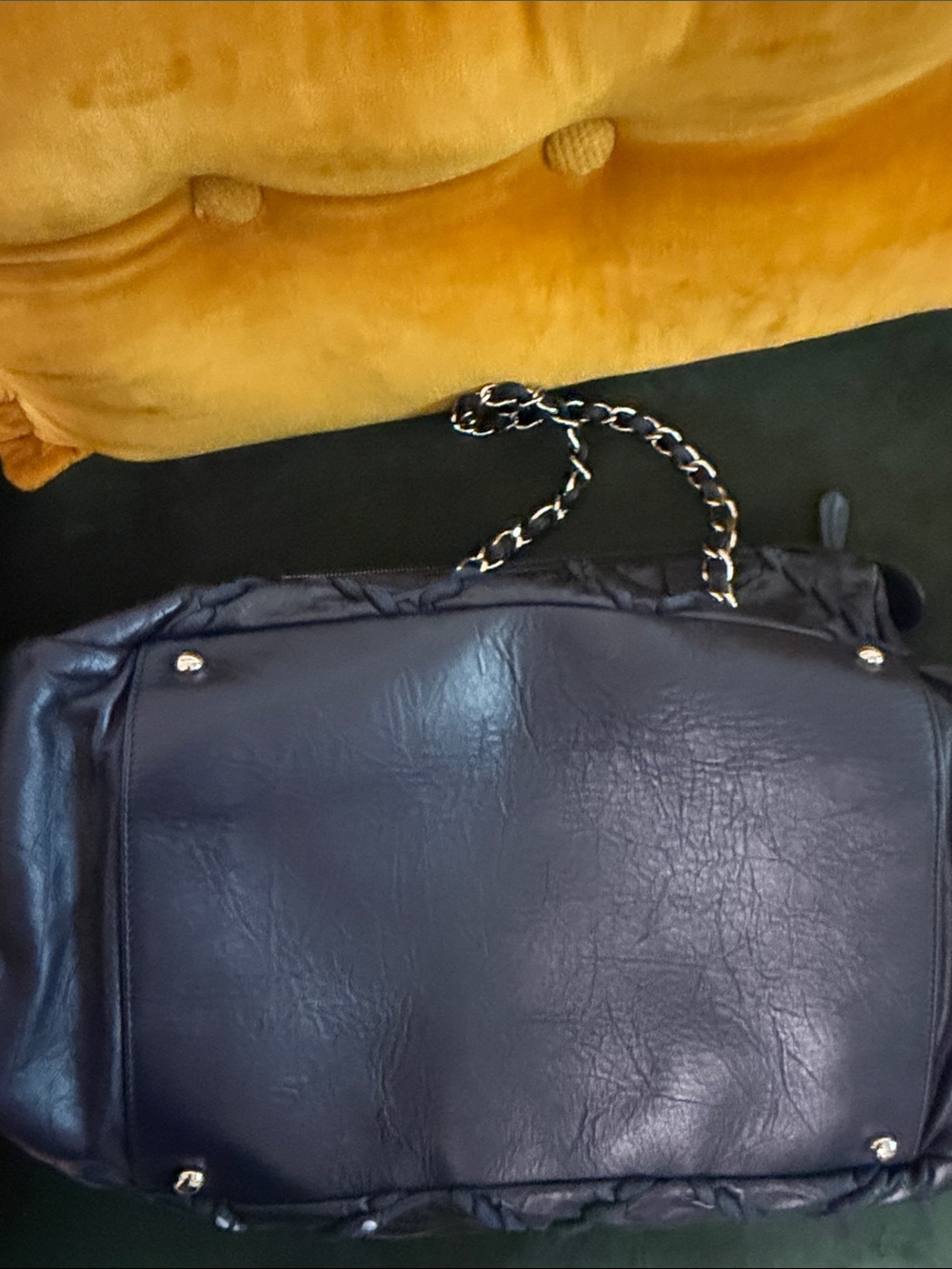 Gorgeous authentic Chanel navy blue leather - Picture 12 of 16